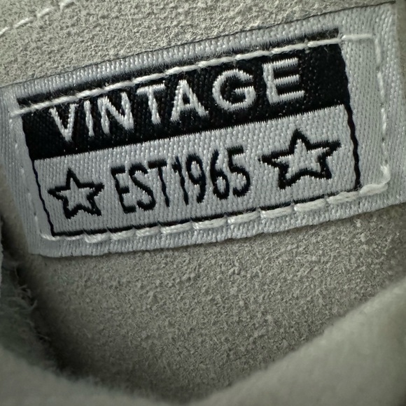 VINTAGE HAVANA Carla Glitter Star Fashion Sneakers size 8 VH est 1954 - Picture 2 of 16